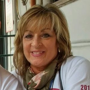 Meet your Posher, Michele